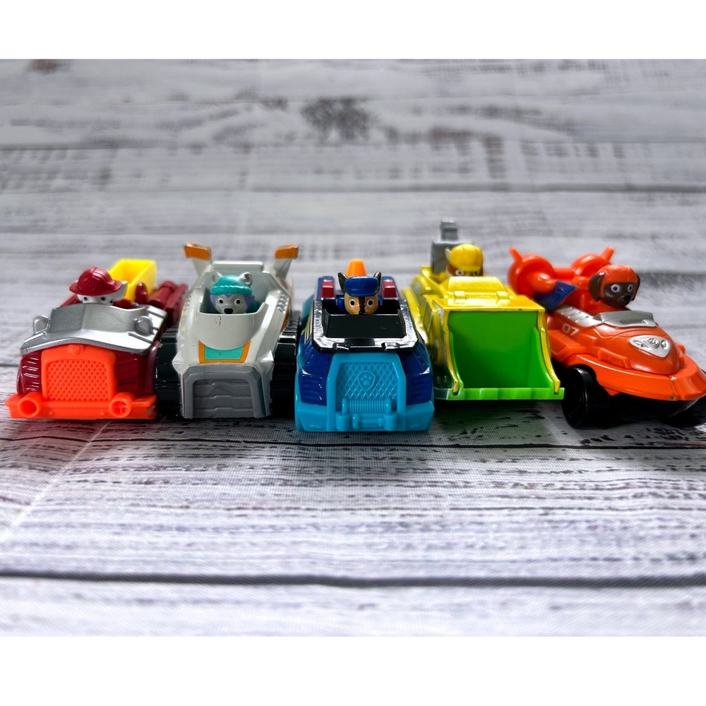 PAW Patrol True Classic Diecast Rescue Racers Vehicles Zuma Chase Everest Rubble